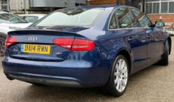 
										2014 Blue Audi A4 1.8 full									