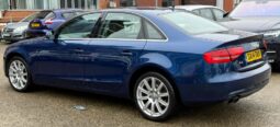 
										2014 Blue Audi A4 1.8 full									