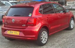 
										2014 Red Volkswagen Polo full									