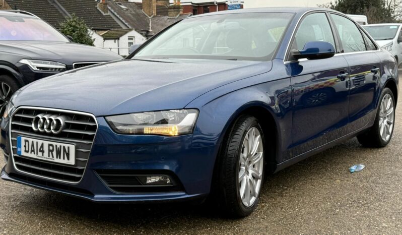 
								2014 Blue Audi A4 1.8 full									